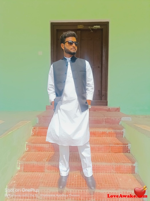 Manochia Indian Man from Lucknow