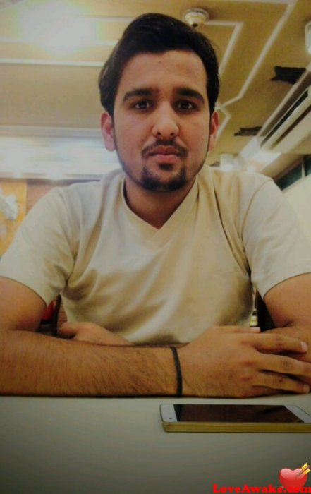 Bhai17 Pakistani Man from Islamabad