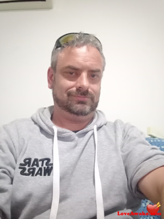 cheekypenguin Australian Man from Adelaide