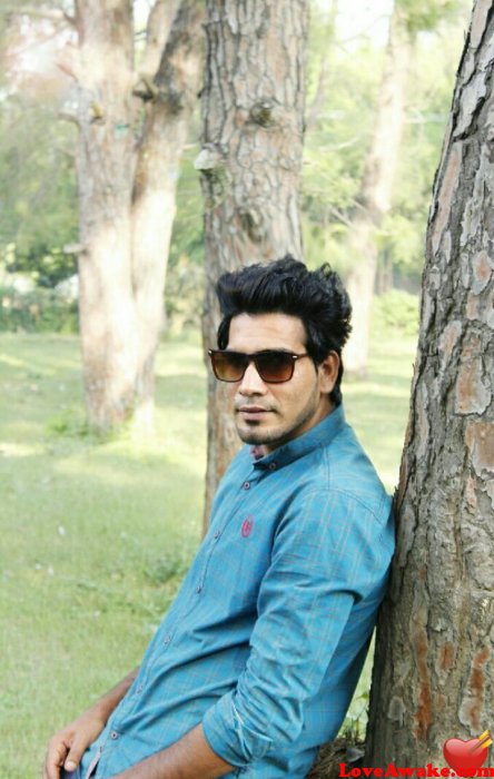 mirzakashan Pakistani Man from Lahore