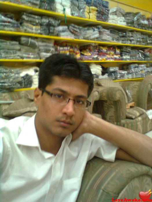 shkablanka Pakistani Man from Karachi