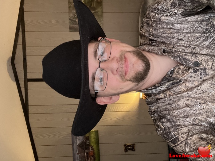 Dmidd32 American Man from Dover