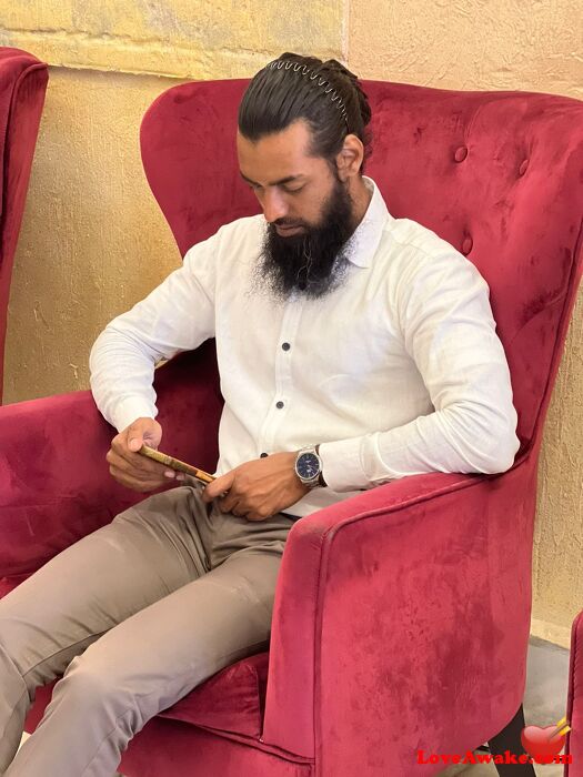 Fazeen Sri Lankan Man from Colombo