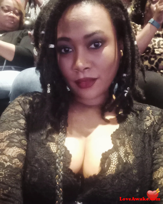 NewNewNextDoor American Woman from Richmond