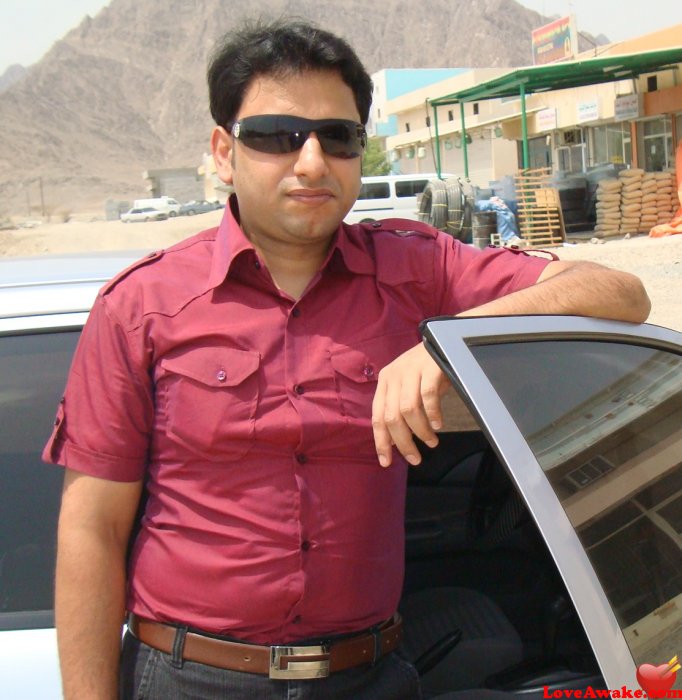 zahidbashir2001 UAE Man from Abu Dhabi