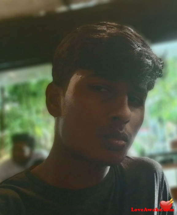Yashmitha Sri Lankan Man from Ragama