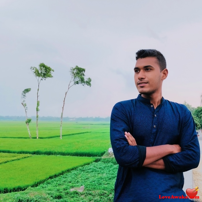 Siz2 Bangladeshi Man from Dhaka