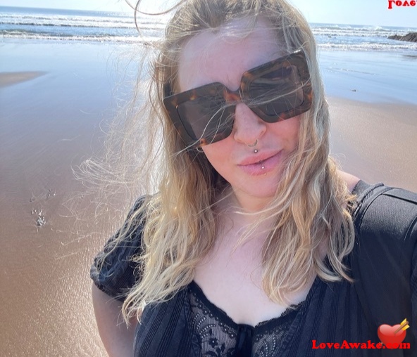 oceansnsand UK Woman from Cullompton