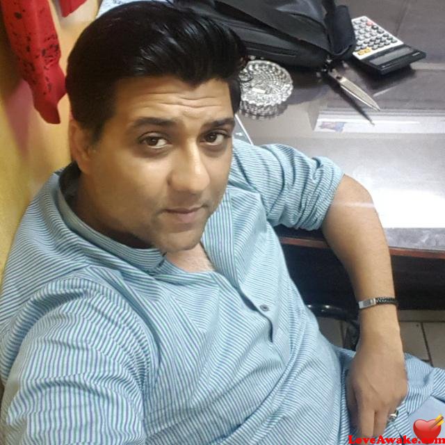 datingMkhi Pakistani Man from Karachi