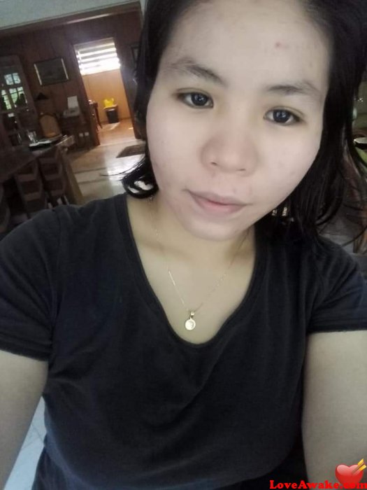 Cynthsme Filipina Woman from Manila