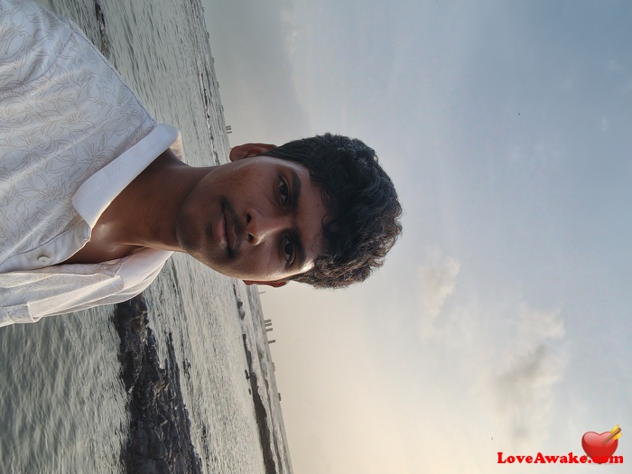 Priyanahu Indian Man from Mumbai (ex Bombay)