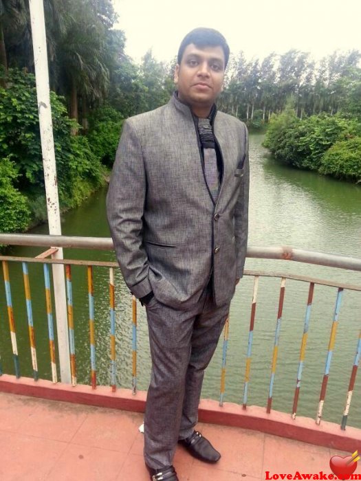 Coolgirish Indian Man from New Delhi