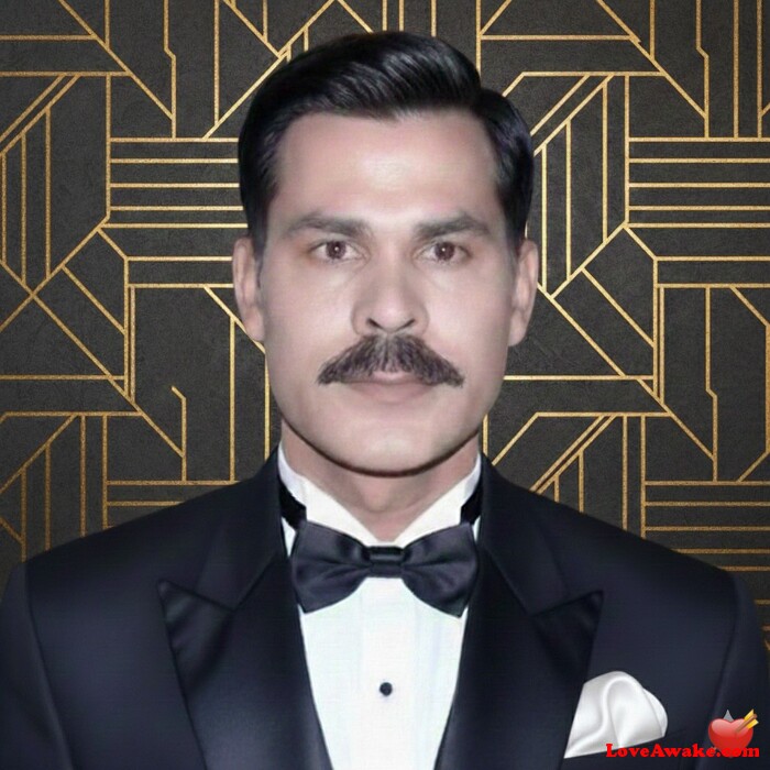 Saral2023 Indian Man from Dehradun