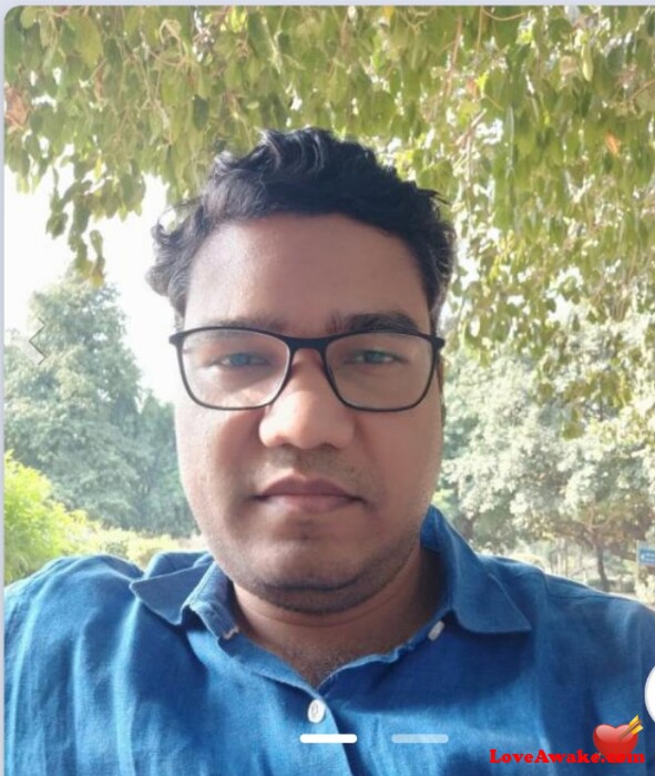 Oldschool90 Indian Man from Patparganj
