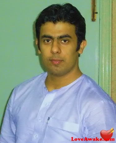 aliwalana Pakistani Man from Sialkot