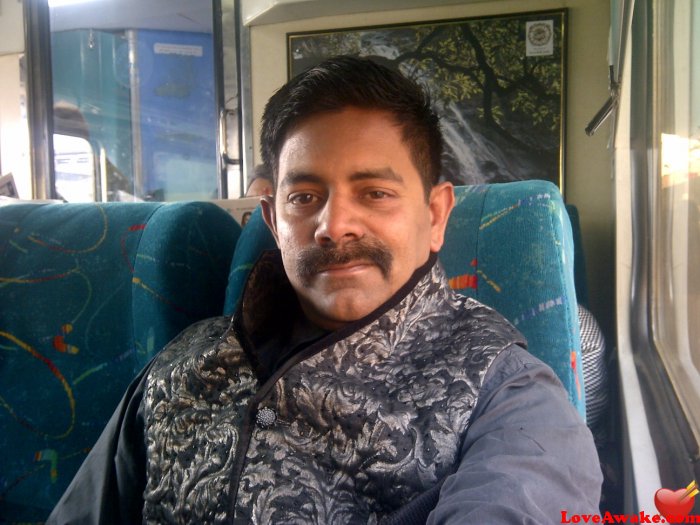 patatthil Indian Man from Mumbai (ex Bombay)
