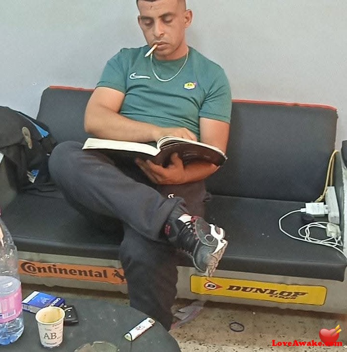 Moambdz Algerian Man from Constantine