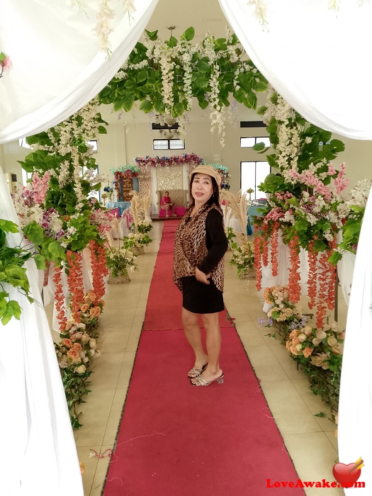 Theadelarona Filipina Woman from Kawit