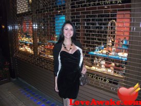 shirle UK Woman from London
