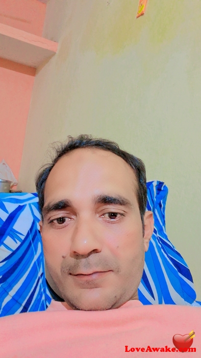 Extraordinary07 Indian Man from Ankleshwar