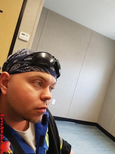 Tikon2289 Canadian Man from Edmonton