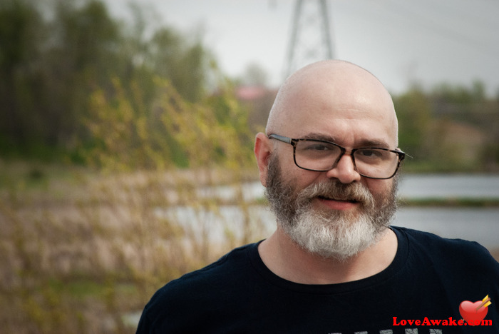 Kingturl American Man from Cedar Rapids