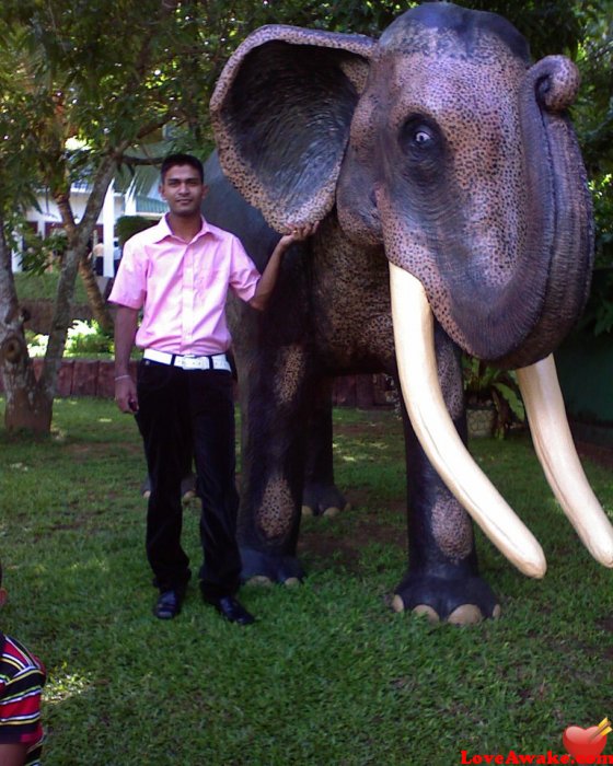 Kasuncwi Sri Lankan Man from Kegalla