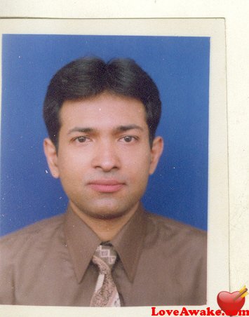 MeraKoiNahiHai Pakistani Man from Lahore