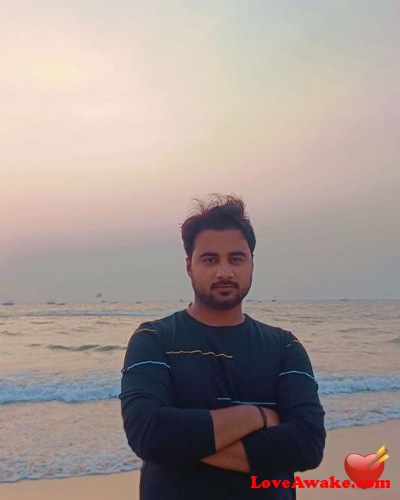 Sam1373 Indian Man from Gurgaon