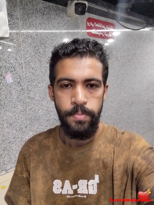 hu452vn Iraqi Man from An Najaf