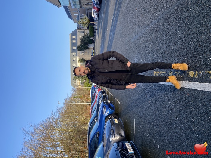 Ahmaddawas Irish Man from Dublin