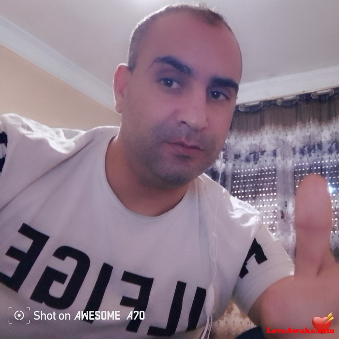 Mouloud1990 Algerian Man from Alger (Algiers)