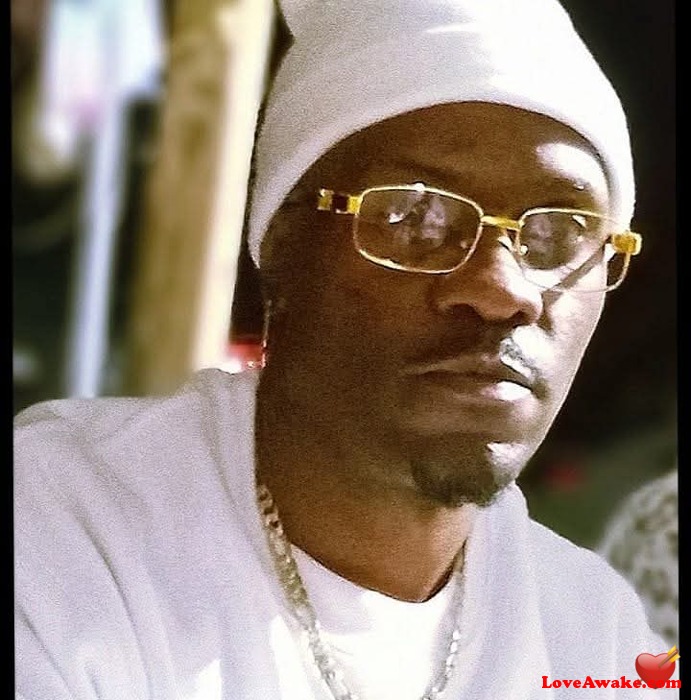 Yungp American Man from Hemet