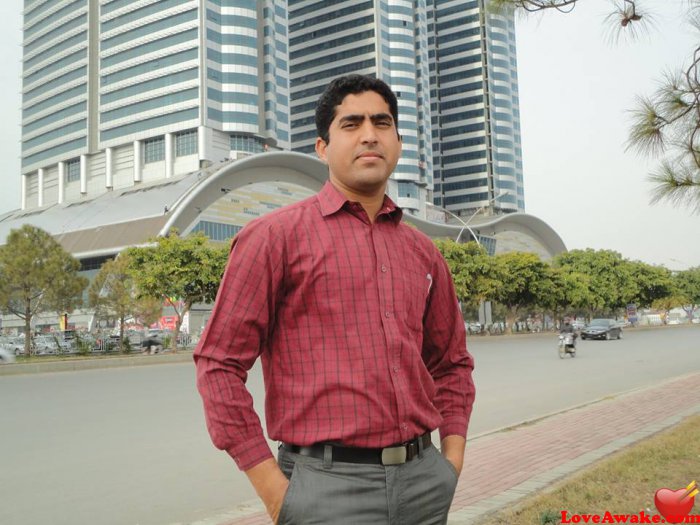 madii876 Pakistani Man from Lahore