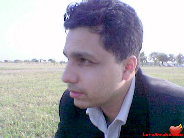 fairchilds Pakistani Man from Islamabad