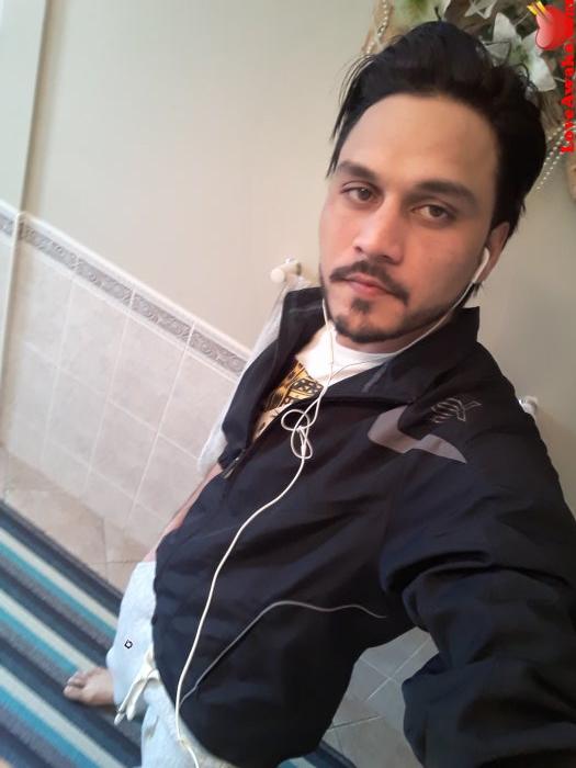 Samervin Canadian Man from Surrey