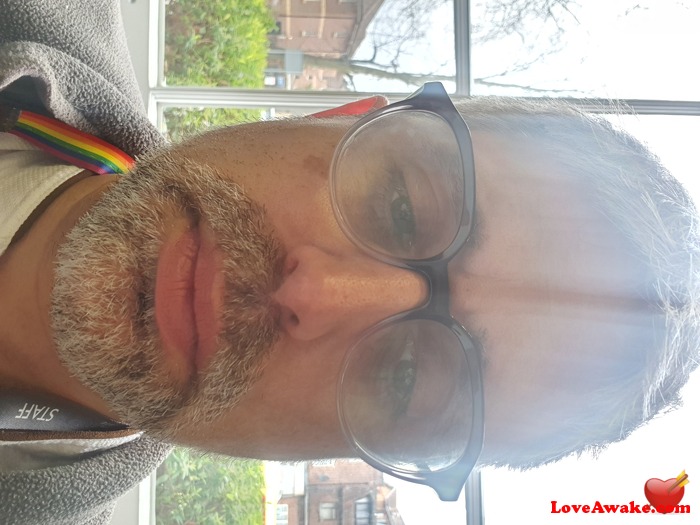Qwertyiiop1345 UK Man from Southampton