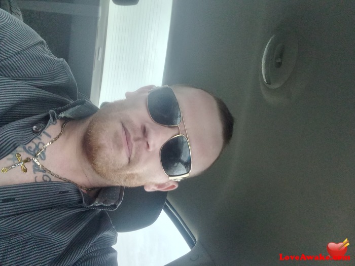 Kingqwik Canadian Man from Welland