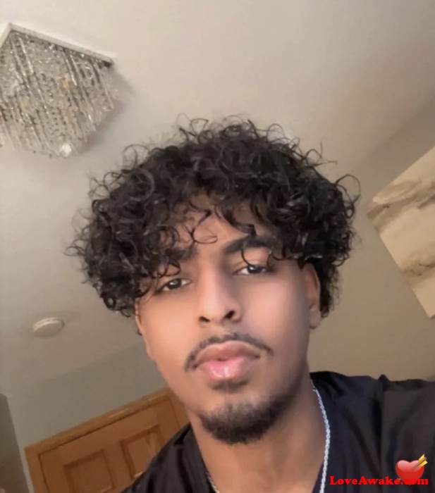 Wizzzy123 UK Man from Crowthorne