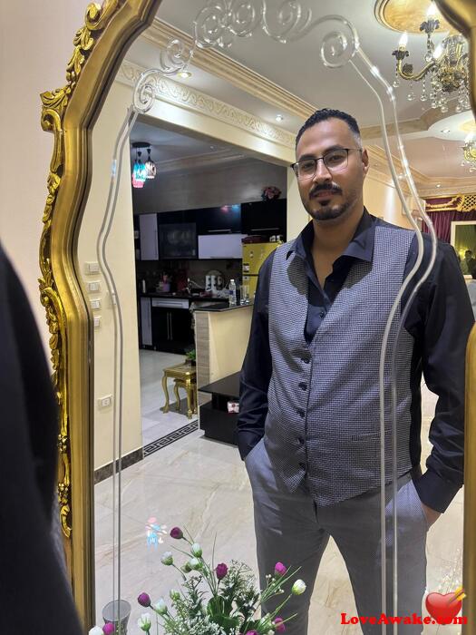 Aalsaaa Egyptian Man from Alexandria