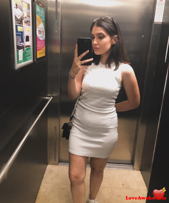 Vanessahuc Canadian Woman from Toronto