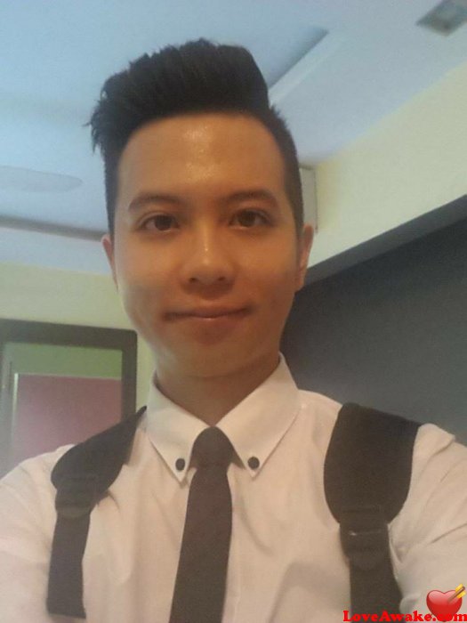 cr9m10 Malaysian Man from Kuala Lumpur