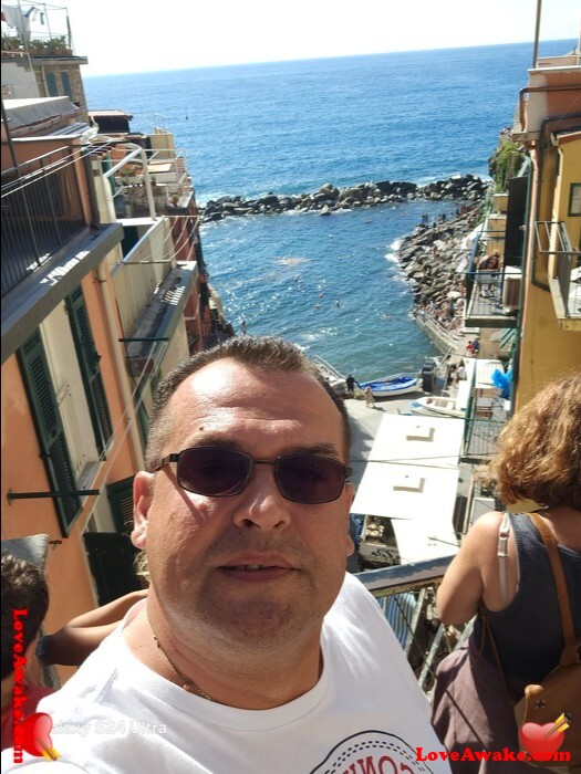 dandanny17 Romanian Man from Bucharest = Bucuresti