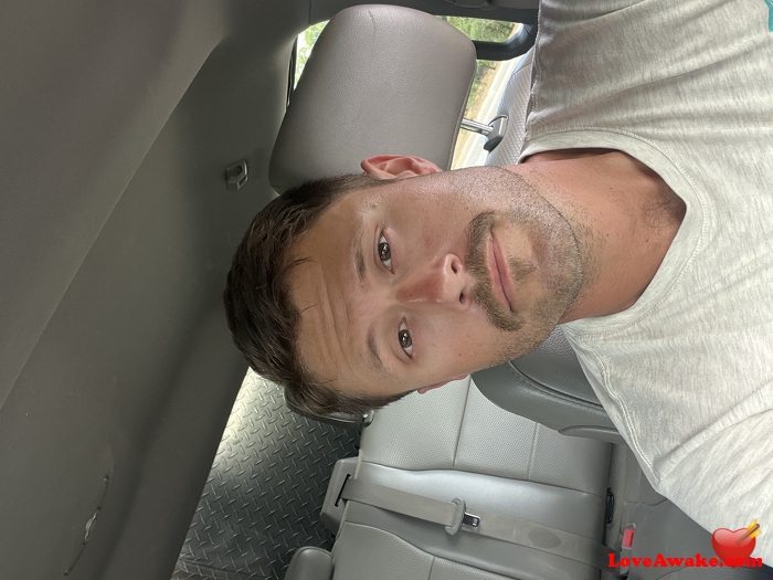 Ubermensch24 American Man from Lebanon