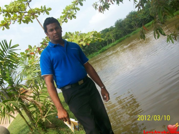 hayesh Sri Lankan Man from Colombo