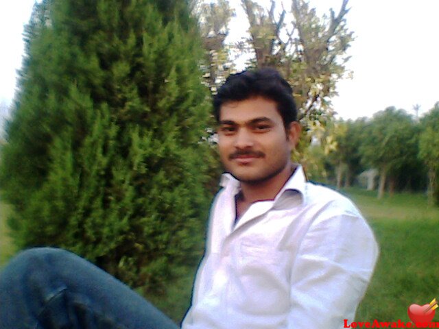 vicky849 Indian Man from Lucknow
