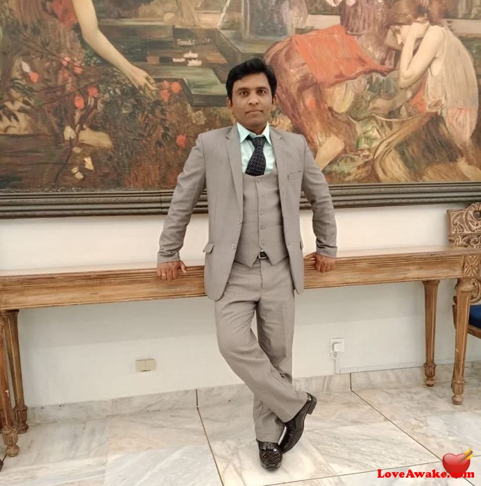 NahumAlex Pakistani Man from Lahore
