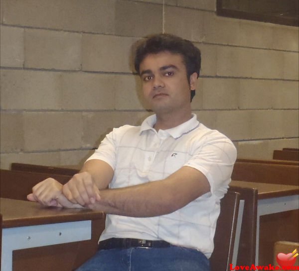 achicheezain Pakistani Man from Karachi