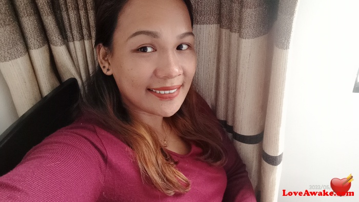 Bicolanaako Filipina Woman from Legaspi