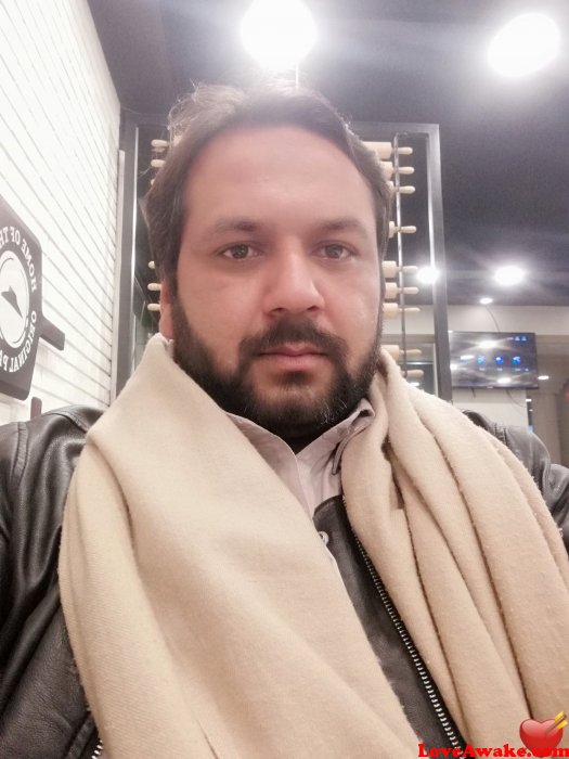 Shzz Pakistani Man from Lahore